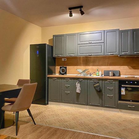 Stylish Urban Apart New 2021 Close To The Beach Warna Zewnętrze zdjęcie